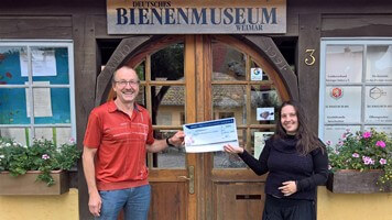 Spendenübergabe an das Deutsche Bienenmuseum Weimar 2020
